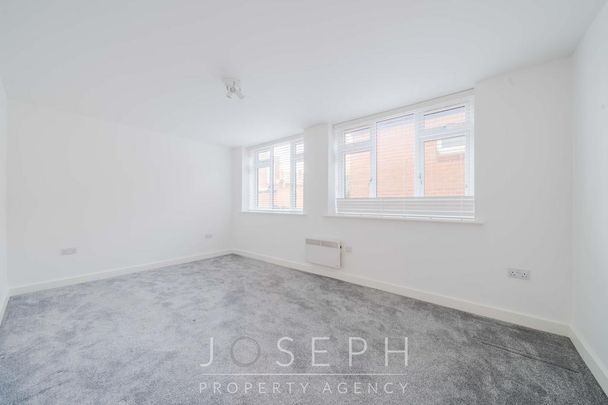 2 bedroom property to rent - Photo 1