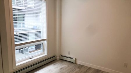 1 Bed Condo For Rent In University District!/ Heat & Water Included. - Photo 4