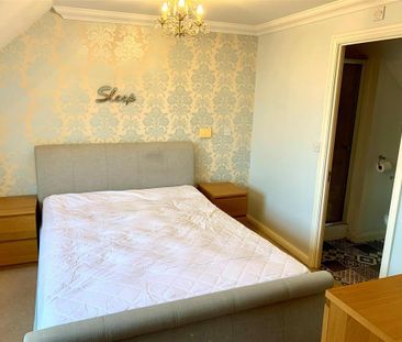 3 bedroom end of terrace house to rent - Photo 3