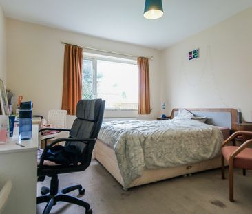 14 Ilmington Road - Photo 2