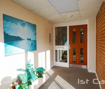 Rampart Terrace, Shoeburyness - Photo 1