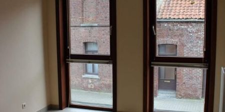 Appartement te huur in Péruwelz voor € 725 met 2 slaapkamers - Photo 5