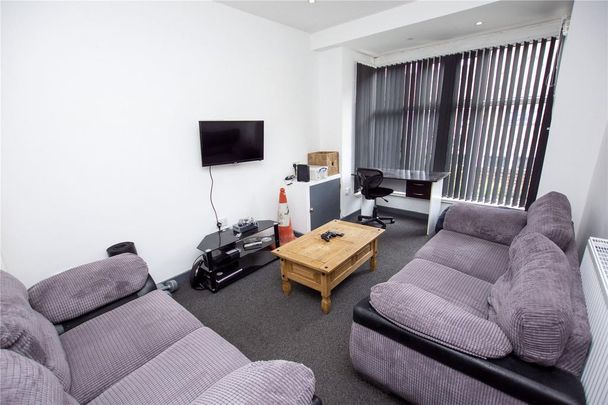 5 bedroom house to rent - Photo 1