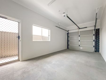 Brand New Two Bedroom Flat - Photo 5