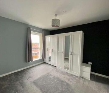 Captains View, Braunton Crescent, CF3 - Photo 5