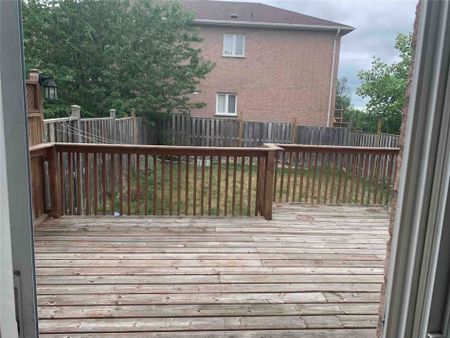 For Lease - 7227 Para Place Unit# Upper, Mississauga, Ontario - Photo 4