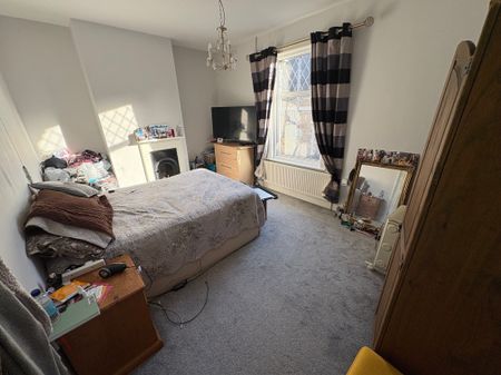 Abbey Road, Northampton - Photo 4