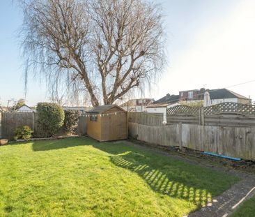 Marlow Drive, Cheam, Sutton, SM3 - Photo 4