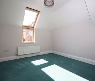 A 1 Bedroom Flat in Lansdown GL50 3RW - Photo 4