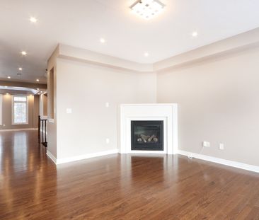 For Lease - 41 Pulpwood Cres Master Crescent Unit# 2nd Master Bedro... - Photo 6