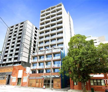 909/53 Batman Street - Photo 1