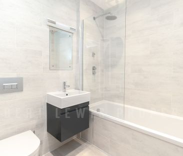 Stylish & Modern 1-Bedroom Flat – Hendon, NW4 - Photo 1