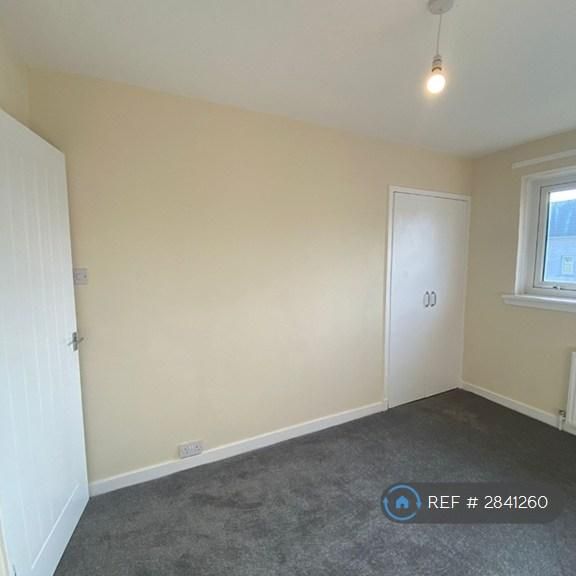 3 bedroom end of terrace house to rent - Photo 1