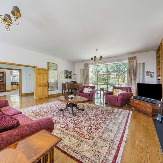 Hammers Lane, Mill Hill, NW7 - Photo 1