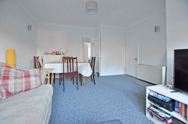 Uskvale Mews, Caerleon, Newport - Photo 1