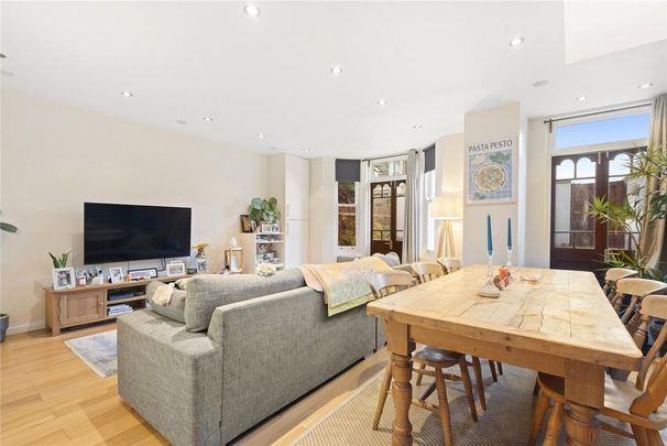 2 bedroom terraced house to rent - Photo 1