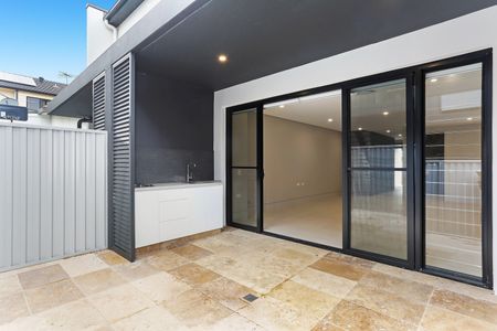 2/240-242 Homebush Road, Strathfield NSW 2135 - Townhouse For Rent | Domain - Photo 2