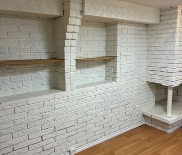For Lease - 173 Chambers Avenue Unit# Lower, Toronto, Ontario - Photo 2