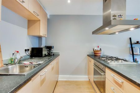 Apartment To Let - Photo 2