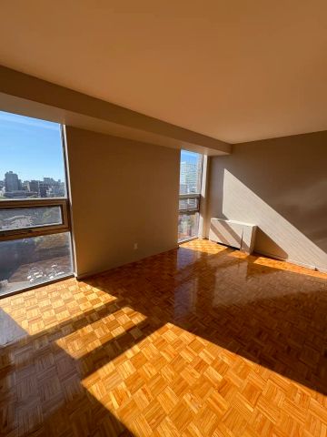 Kenson Towers — 1-Bedroom - Photo 4