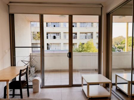 2 bed 2 bath-single room-5 - Photo 3