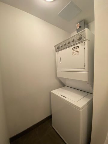 For Lease - 2490 Old Bronte Road Unit# 303, Oakville, Ontario - Photo 4