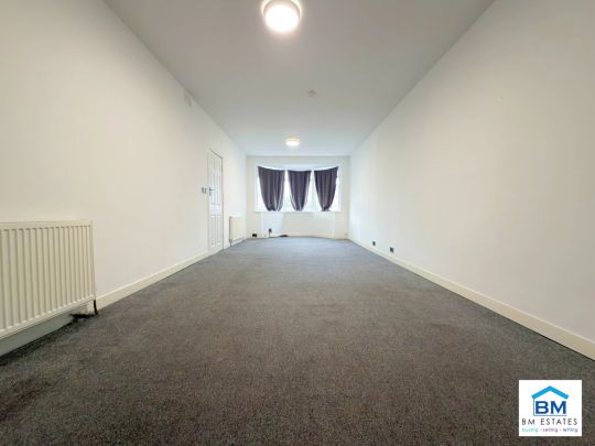 3 Bedroom Semi-Detached - Photo 1