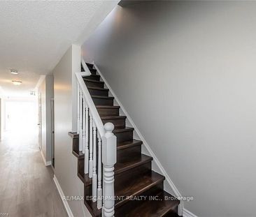 For Lease - 626 Taylor Crescent, Burlington, Ontario - Photo 4
