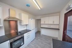 1 bed Room for Rent - Photo 2