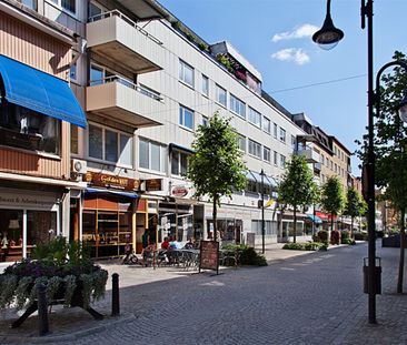 Drottninggatan 11 - Photo 2