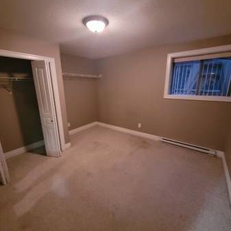 *OCEANVIEW North end 2 bedroom/1bath* - Photo 3