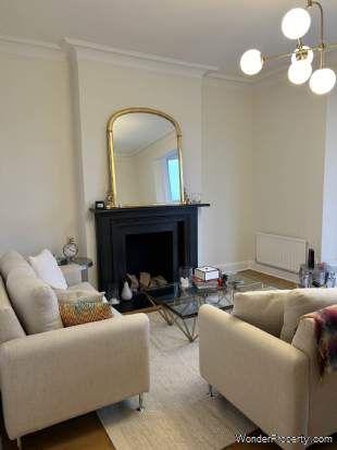 2 bedroom property to rent in London - Photo 4