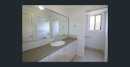 14 Allunga Street, Glenfield Park, NSW 2650 - Photo 2