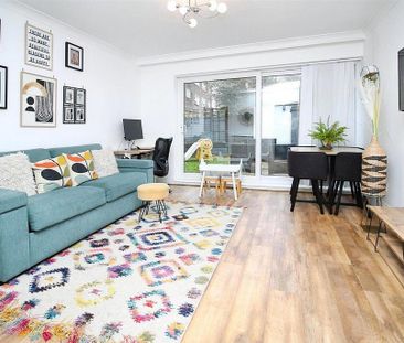 2 bedroom maisonette to rent - Photo 2