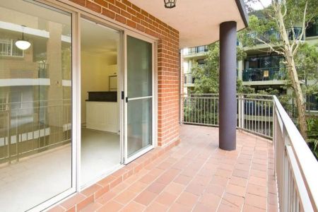 2 bedroom double brick unit - Photo 3