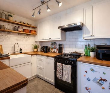 2 Bedroom Maisonette To Let - Photo 1