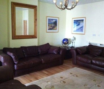 2 bedroom semi-detached house to rent - Photo 6