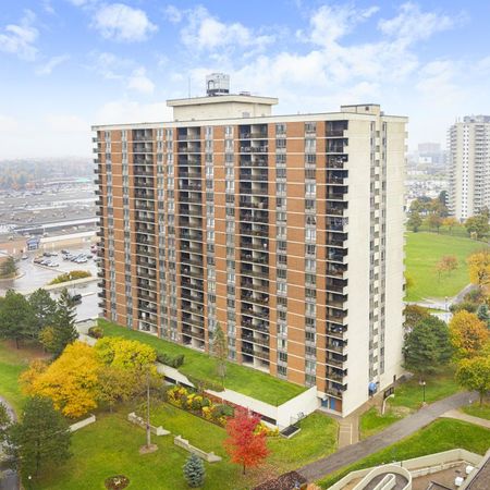 Brampton Towers - Photo 4