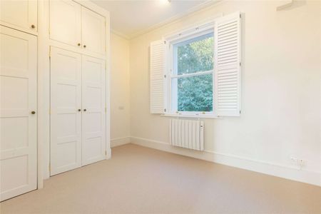 Well presented one bedroom apartment in a prime Tunbridge Wells location - Photo 4