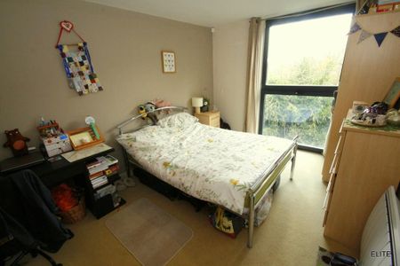2 bedroom apartment to rent - Photo 4