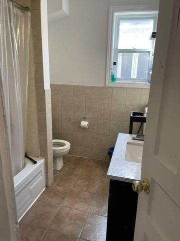 For Lease - 26 Lippincott Street Unit# 2nd&3rd, Toronto, Ontario - Photo 2