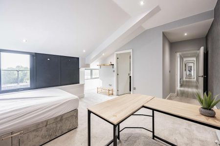 1 bedroom in a house share to rent - Photo 3