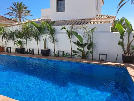 Detached Villa · Marbesa - Photo 5