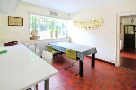 Ridgeway Road, Pyrford, Woking, Surrey, GU22 8PR - Photo 3