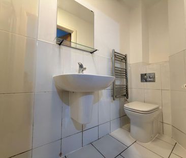 Studio to rent - Photo 6