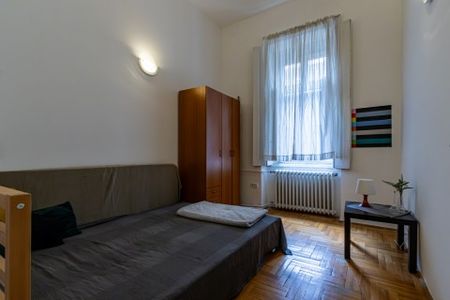 Vadász utca - Fotó 4