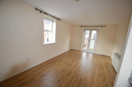 2 bedroom flat to rent - Photo 3