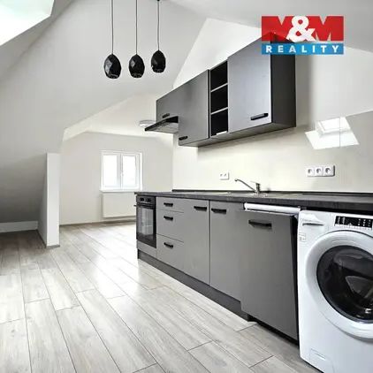 Pronájem bytu 1+kk, 49 m - Photo 1