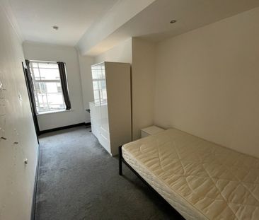 1 Bed Flat, Burne Jones House, B2 - Photo 5