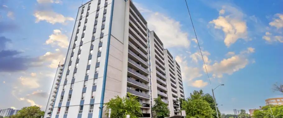 1577 Lawrence Avenue West | 1577 Lawrence Avenue West, North York - Photo 1